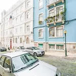 Estrela Neoclassical Apt- River View