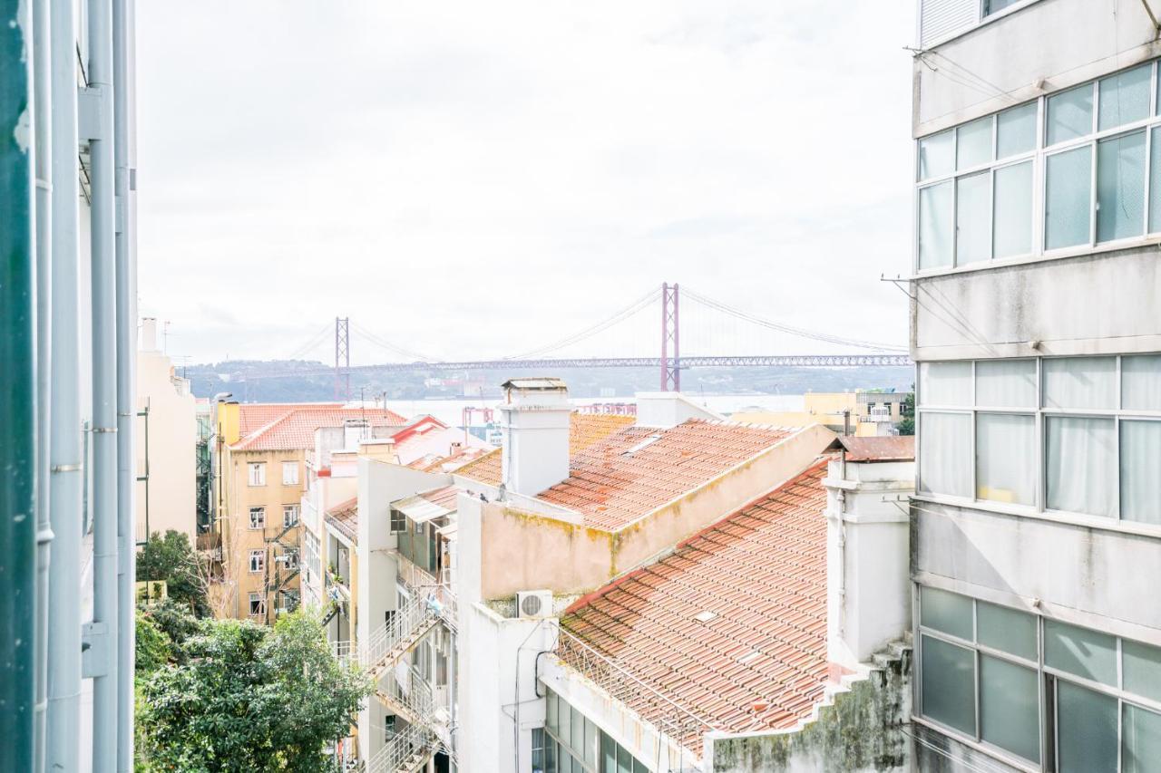 Estrela Neoclassical Apt- River View Lissabon