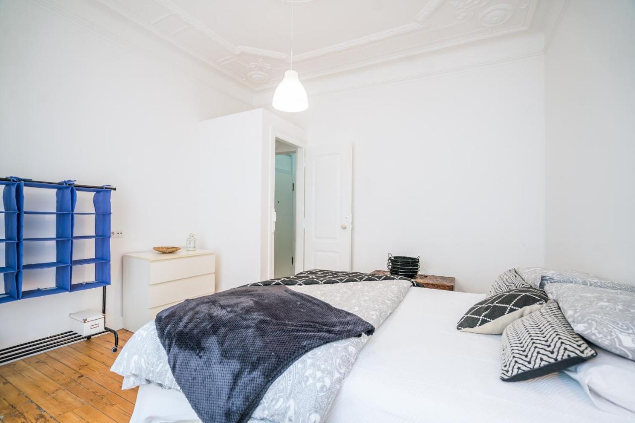 Estrela Neoclassical Apt- River View *